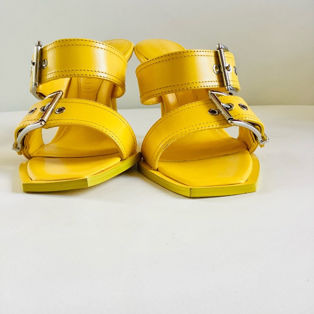 Alexander McQueen Leather Slides in Pop Yellow
Silver Buckle Heel Sandals 7 - Picture 4 of 12